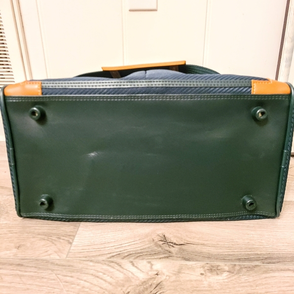 Like-new Atlantic Luggage Carry On Size Shoulder Bag in Blue-Green w/ Tan Strap - Picture 6 of 11